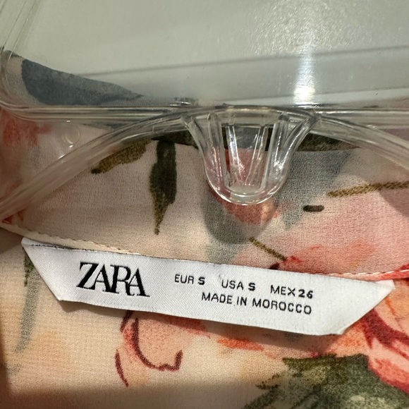 Zara sheer flowers dress. Size small - Picture 4 of 4